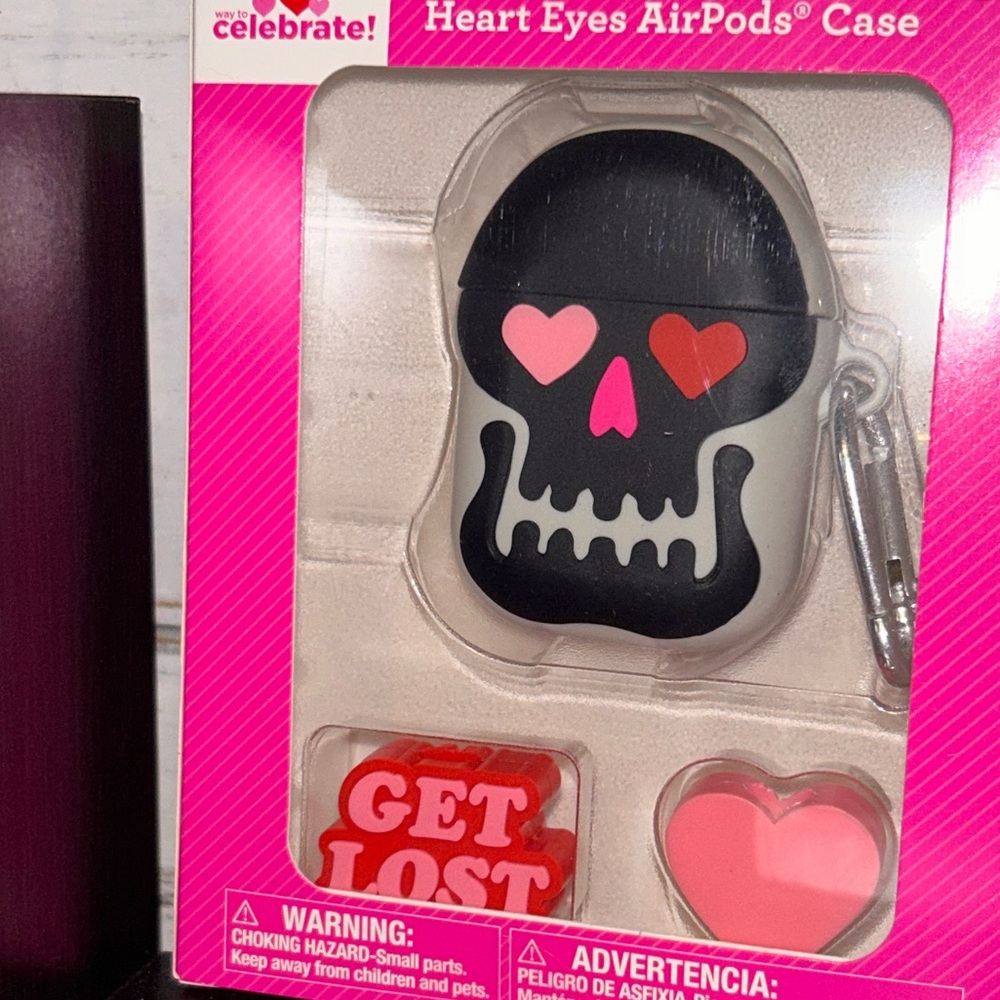 💀 Edgy & Cool Valentine’s Day AirPods Case!